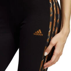 Adidas Essentials 3-Stripes Animal Print Dames Legging -Regatta Verkoopwinkel adidas essentials 3 stripes animal print dames legging 4