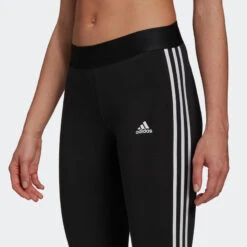 ADIDAS LEGGING VOOR FITNESS EN SOFT TRAINING DAMES ZWART -Regatta Verkoopwinkel legging voor fitness en soft training dames zwart 2