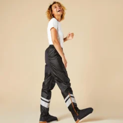 BTWIN Regenbroek Met Geïntegreerde Schoencovers Voor Op De Fiets 540 Dames Zwart -Regatta Verkoopwinkel regenbroek met geintegreerde schoencovers voor op de fiets 540 dames zwart 2