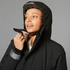 BTWIN Warme Fiets Regenjas Dames Stad 540 Zichtbaarheid 's Nachts -Regatta Verkoopwinkel warme fiets regenjas dames stad 540 zwart zichtbaarheid s nachts 4